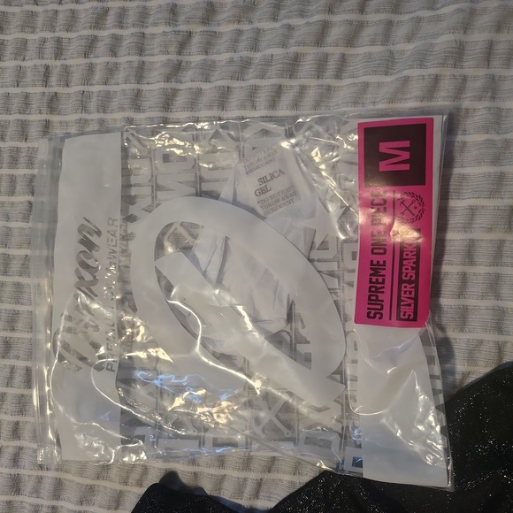 Dixxon one piece bathing suit - Picture 9 of 10